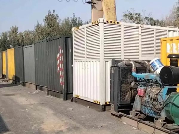 鄞州200KW柴油发电机机组每小时油耗是多少?